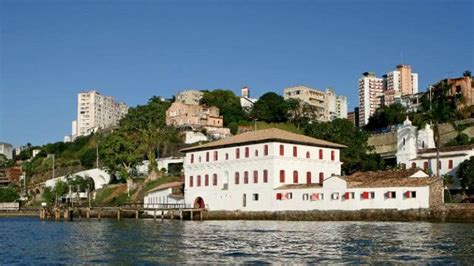 Museu de Arte Moderna da Bahia: Een Ontdekkingsreis door Moderne Kunst en Architectuur!